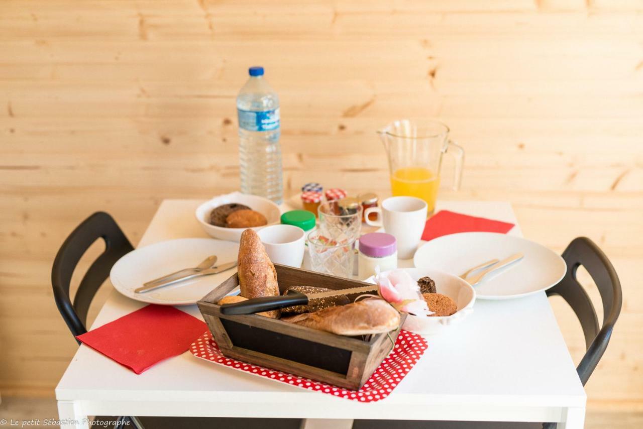 Hotel Le Petit Flo Flocourt Zewnętrze zdjęcie